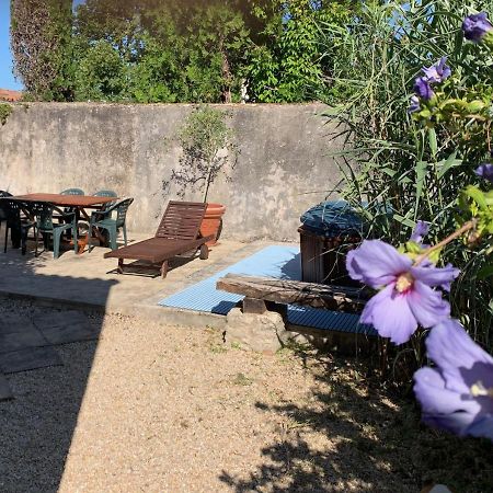 Maison De Pays Au Centre Du Village Saint-Martin-de-Ré 외부 사진