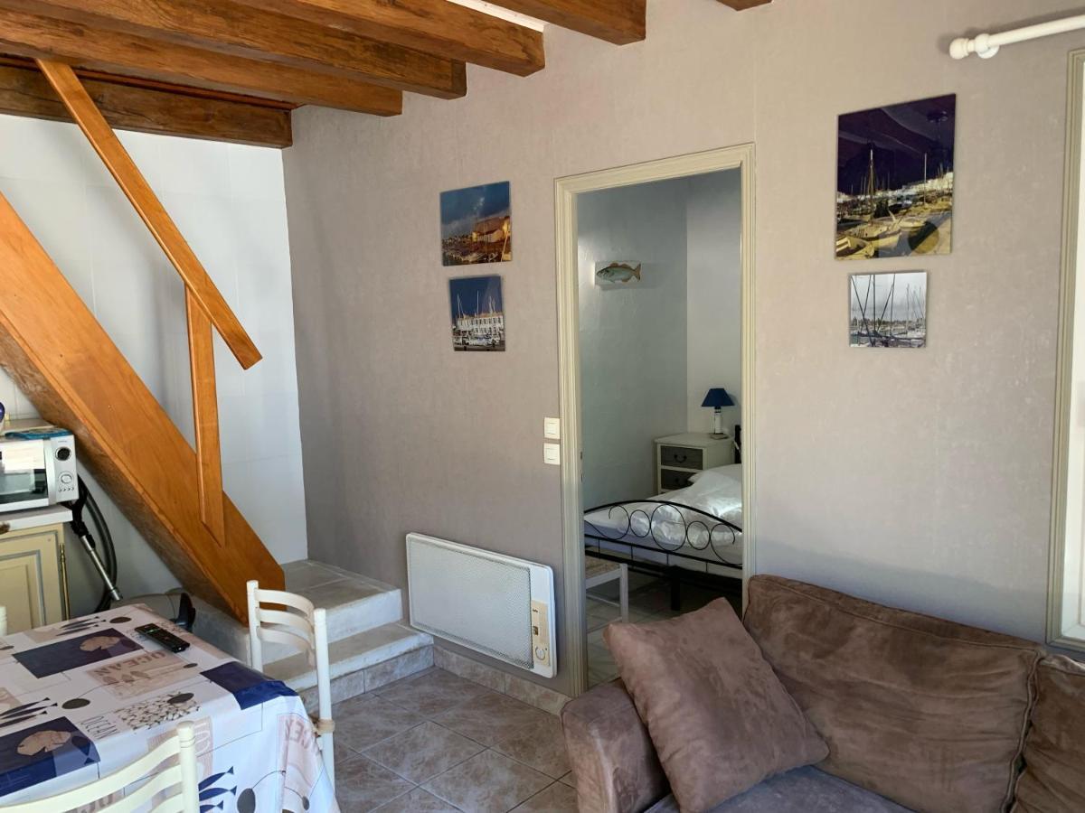 Maison De Pays Au Centre Du Village Saint-Martin-de-Ré 외부 사진